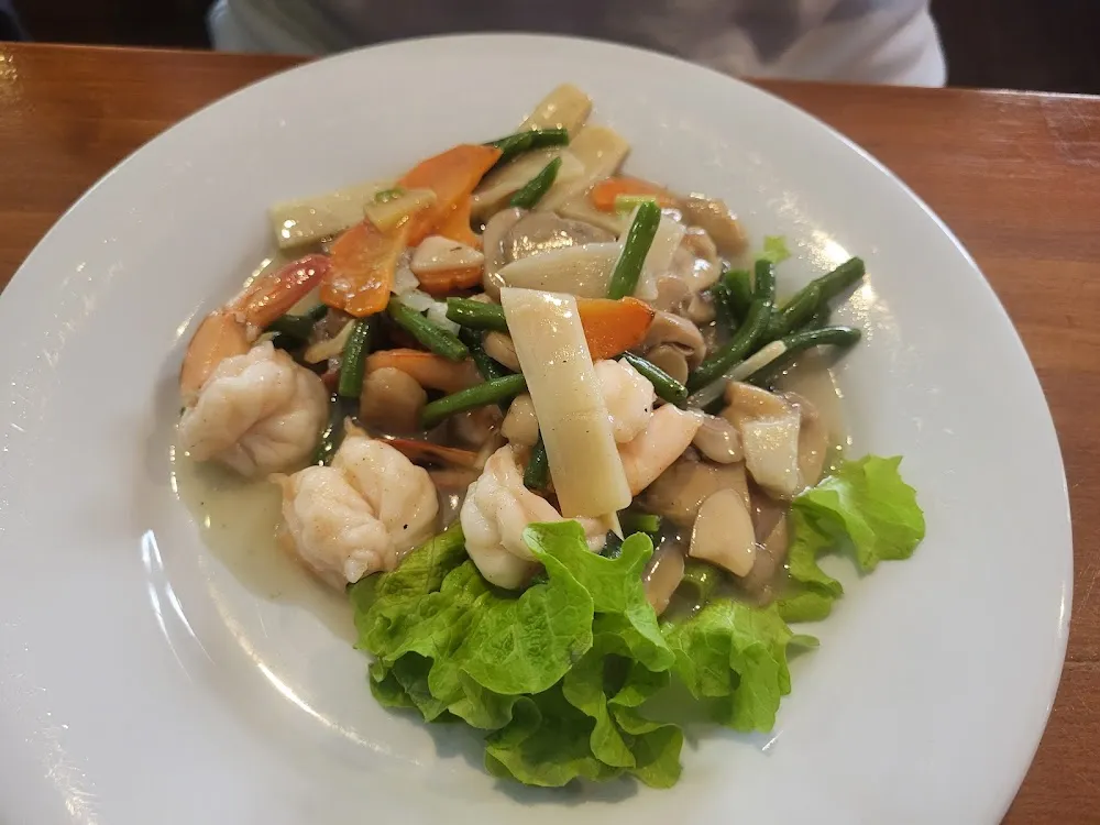 Crevettes Sautées Au Basilic